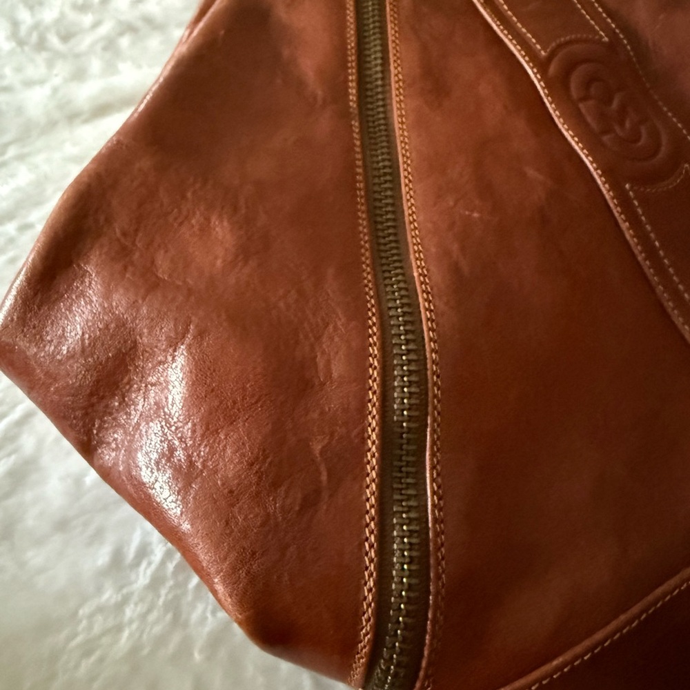 Marino Orlandi Embossed Leather Logo Sling Backpack Convertible Handbag - Picture 12 of 12